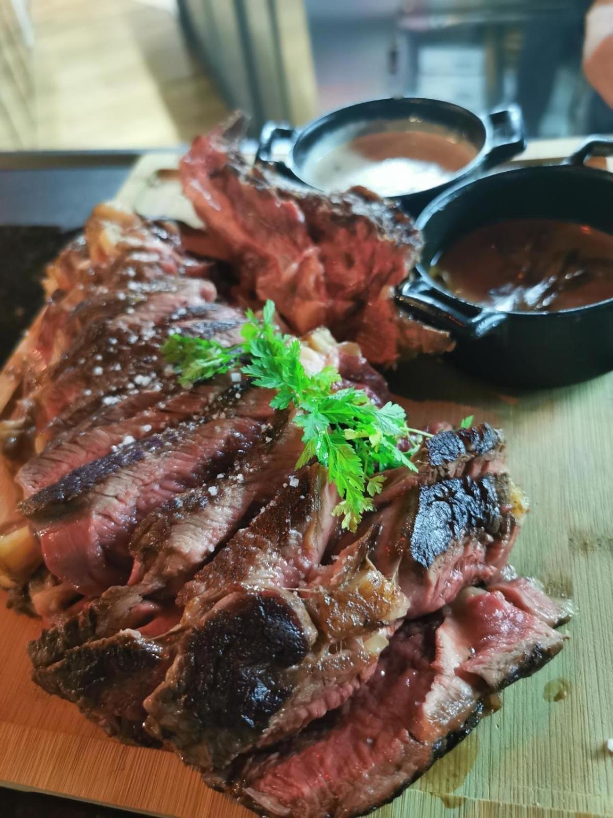 Cit'Hotel Restaurant Du Bowling De Millau Ngoại thất bức ảnh
