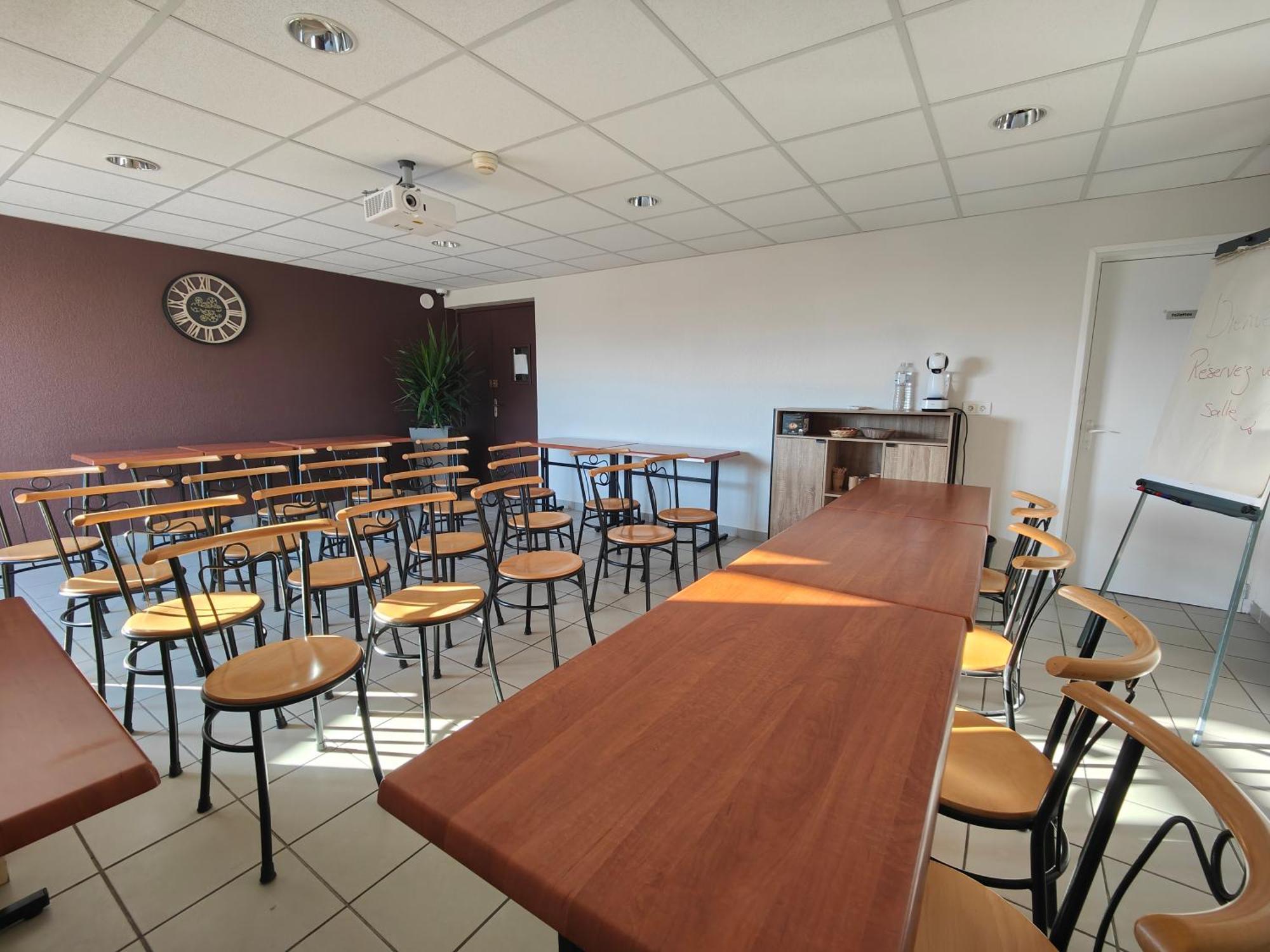 Cit'Hotel Restaurant Du Bowling De Millau Ngoại thất bức ảnh