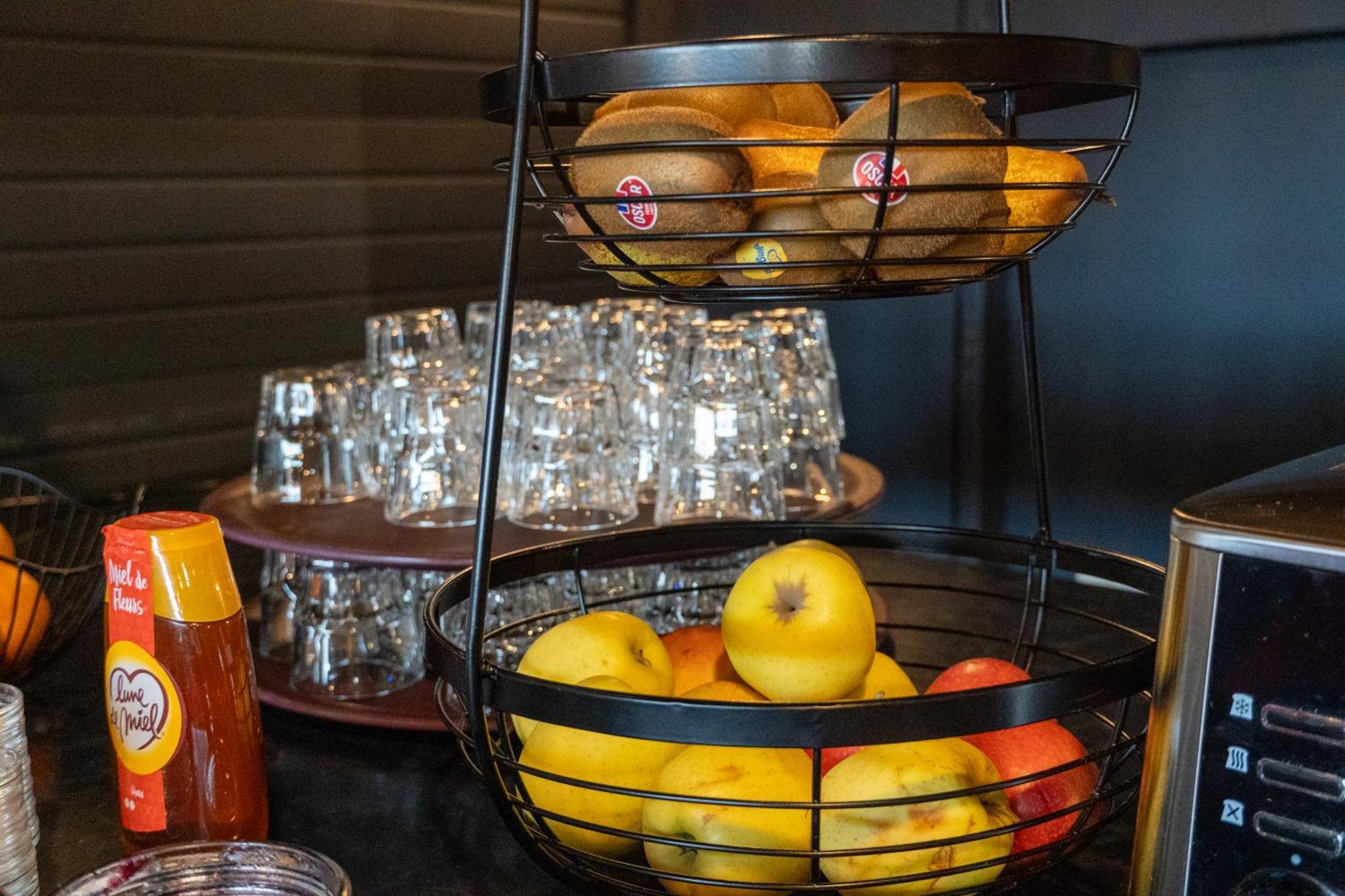 Cit'Hotel Restaurant Du Bowling De Millau Ngoại thất bức ảnh