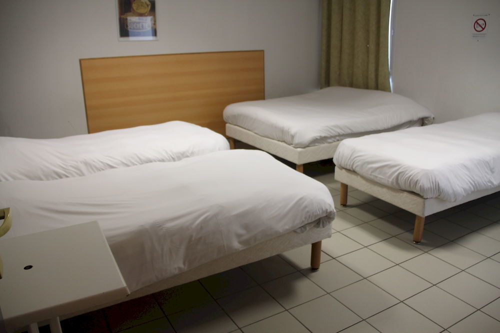 Cit'Hotel Restaurant Du Bowling De Millau Ngoại thất bức ảnh