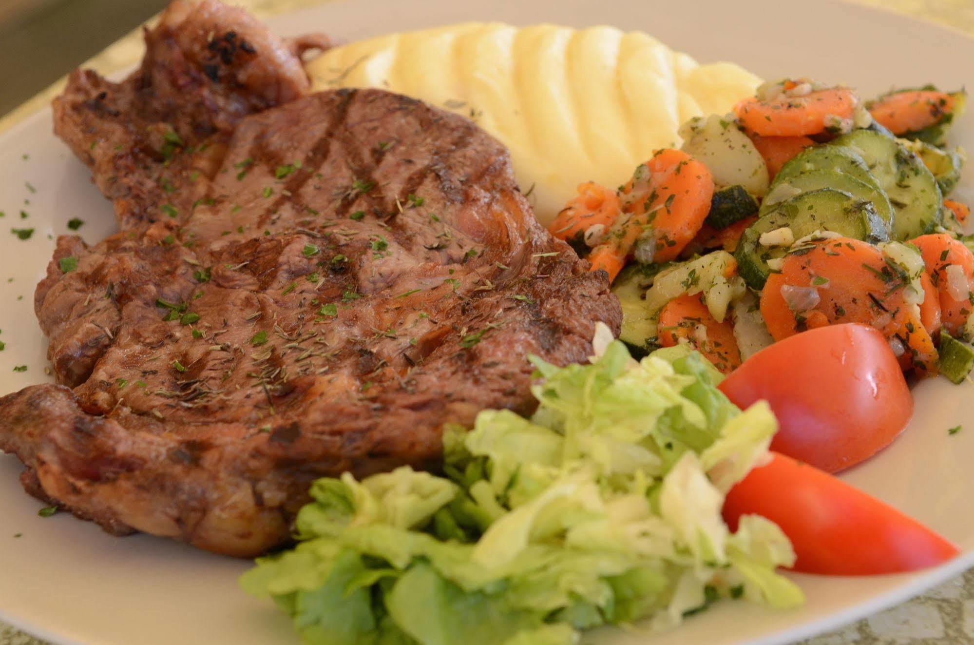 Cit'Hotel Restaurant Du Bowling De Millau Ngoại thất bức ảnh